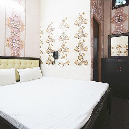 Spot On 43436 Hotel Mannat Spot Moradabad Eksteriør bilde
