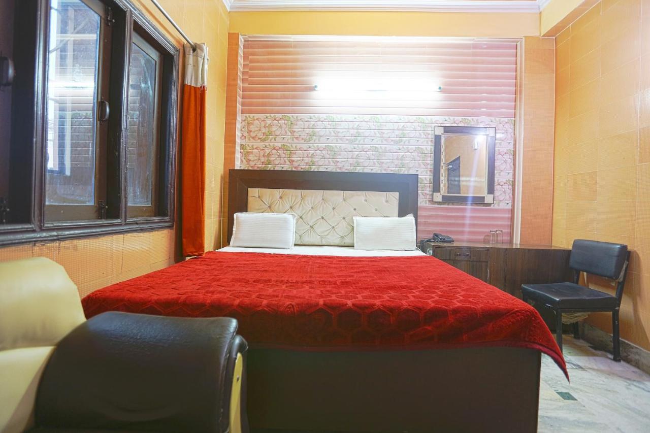 Spot On 43436 Hotel Mannat Spot Moradabad Eksteriør bilde